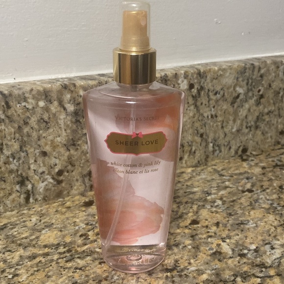 VICTORIA’S SECRET SHEER LOVE FRAGRANCE MIST - Picture 8 of 8